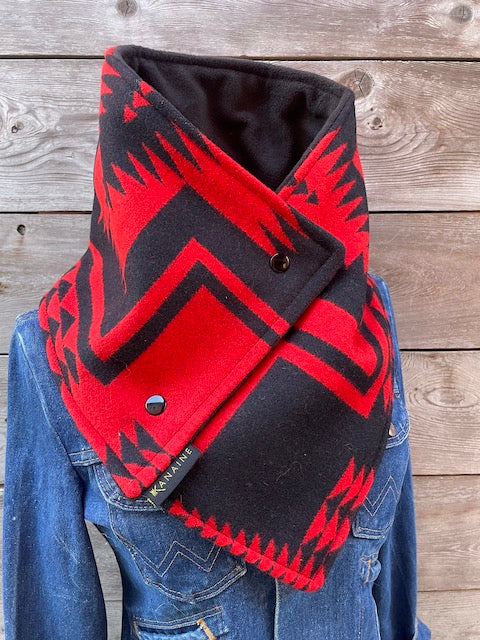 XL Buckaroo Walking Rock Red